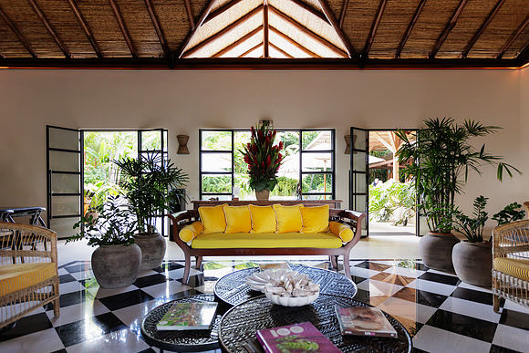 Nayara Lobby